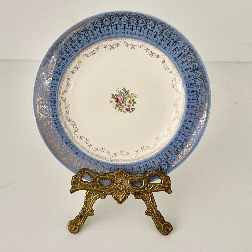 Royal Bluetonia 22K Gold Blue and White Floral Plate